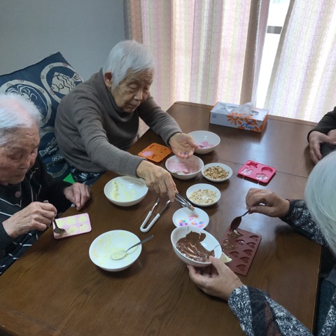 イベントの様子　チョコレート作り